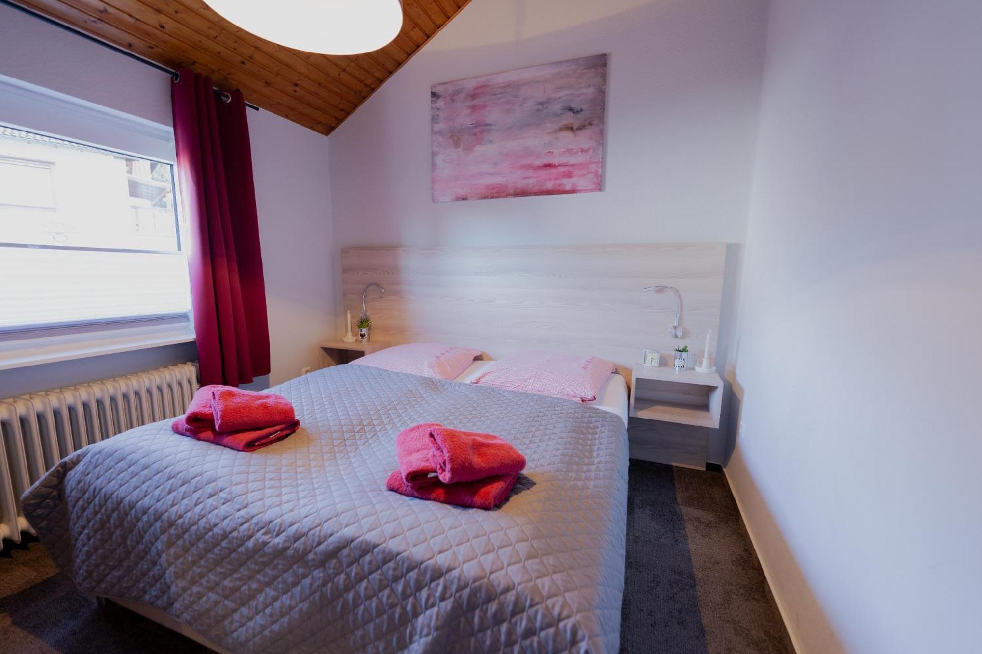 Ferienhaus Schoene Aussicht Ferienwohnung Rot Hemfurth-Edersee ภายนอก รูปภาพ